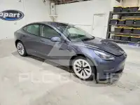 2022 Tesla Model 3 фото