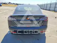 2022 Tesla Model 3 фото