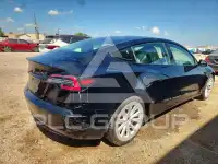 2022 Tesla Model 3 photo