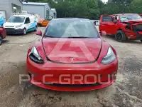 2022 Tesla Model 3 фото