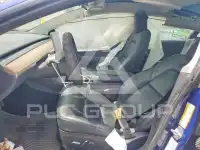 2022 Tesla Model 3 фото