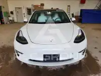 2022 Tesla Model 3 фото