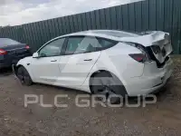 2022 Tesla Model 3 фото
