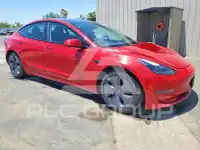 2022 Tesla Model 3 фото