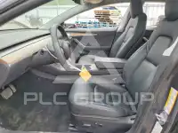 2022 Tesla Model 3 фото