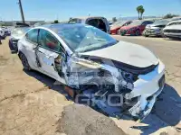 2022 Tesla Model 3 фото