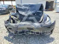 2022 Tesla Model 3 photo