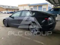 2022 Tesla Model 3 фото