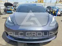 2022 Tesla Model 3 фото