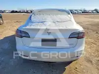 2022 Tesla Model 3 photo
