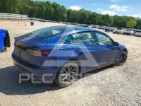 2022 Tesla Model 3 фото