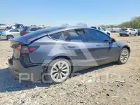 2022 Tesla Model 3 фото