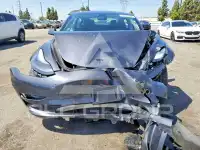 2022 Tesla Model 3 фото