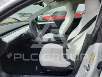 2022 Tesla Model 3 фото