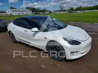 2022 Tesla Model 3 photo