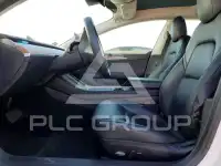 2022 Tesla Model 3 фото