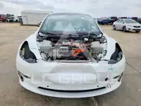 2022 Tesla Model 3 photo