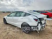 2022 Tesla Model 3 фото