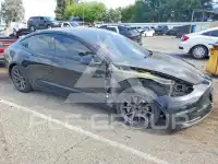 2022 Tesla Model 3 фото