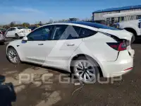 2022 Tesla Model 3 фото