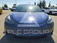 2022 Tesla Model 3 фото