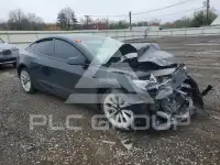 2022 Tesla Model 3 фото