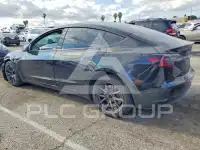 2022 Tesla Model 3 фото