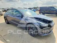 2022 Tesla Model 3 фото