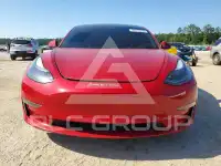 2022 Tesla Model 3 фото