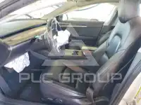 2022 Tesla Model 3 фото