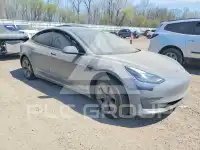 2022 Tesla Model 3 photo
