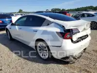 2022 Tesla Model 3 photo
