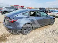 2022 Tesla Model 3 фото