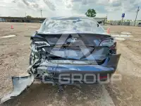 2022 Tesla Model 3 photo