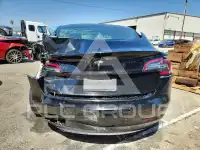 2022 Tesla Model 3 photo