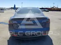 2022 Tesla Model 3 фото