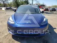 2022 Tesla Model 3 фото