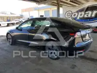 2022 Tesla Model 3 фото