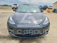 2022 Tesla Model 3 photo
