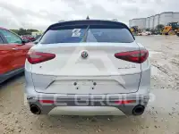 2022 Alfa Romeo Stelvio фото