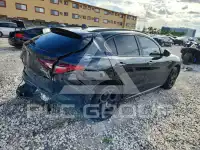 2022 Alfa Romeo Stelvio photo