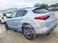 2022 Alfa Romeo Stelvio фото