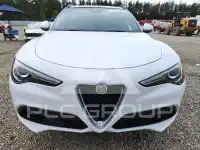 2022 Alfa Romeo Stelvio фото