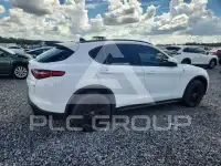 2022 Alfa Romeo Stelvio фото