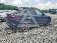 2022 Alfa Romeo Stelvio фото