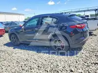 2022 Alfa Romeo Stelvio фото