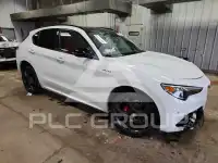 2022 Alfa Romeo Stelvio фото