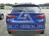 2022 Alfa Romeo Stelvio фото