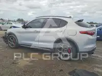 2022 Alfa Romeo Stelvio фото