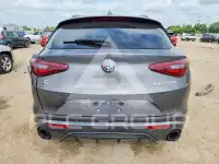 2022 Alfa Romeo Stelvio фото